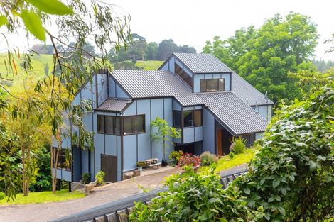 Photo of property in 235 No 2 Line, Okoia, Whanganui, 4572