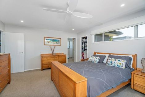 Photo of property in 21 Debenham Drive, Whitianga, 3510