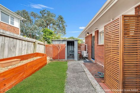 Photo of property in 2/30 Simkin Avenue, St Johns, Auckland, 1072
