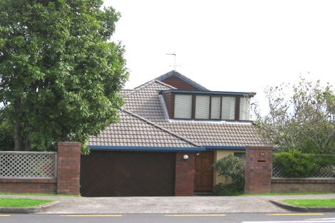 Photo of property in 2/96 Bleakhouse Road, Bucklands Beach, Auckland, 2014