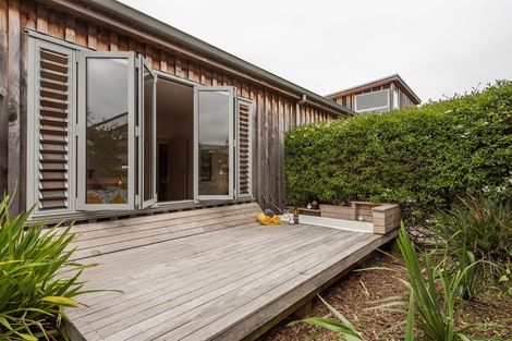 Photo of property in 29a Greenaway Road, Waikanae, 5036