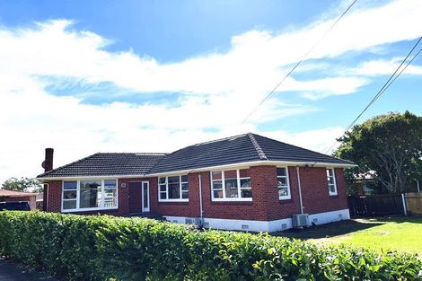 Photo of property in 30 Fairview Road, Papatoetoe, Auckland, 2025