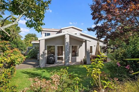 Photo of property in 1 Earls Court, Hillcrest, Hamilton, 3216