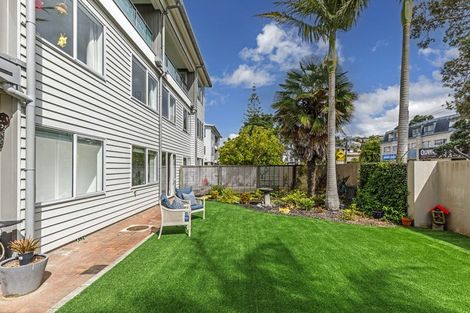 Photo of property in Bay Palms Apartments, 3/30a Bute Road, Browns Bay, Auckland, 0630