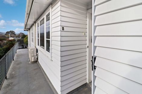 Photo of property in 2 Argyle Grove, Trentham, Upper Hutt, 5018