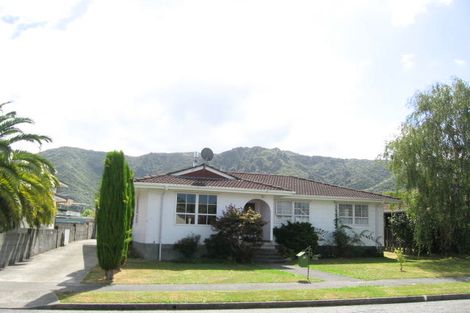 Photo of property in 5 Akron Grove, Totara Park, Upper Hutt, 5018