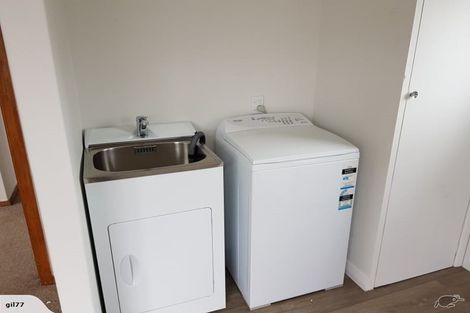 Photo of property in 18 Douglas Street, West End, Palmerston North, 4412