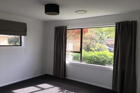 Photo of property in 10 Blossomdale Place, Bishopdale, Christchurch, 8053