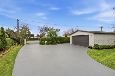 Photo of property in 481 Avonhead Road, Avonhead, Christchurch, 8042