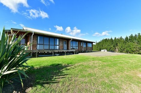 Photo of property in 3020 Kaipara Coast Highway, Glorit, Warkworth, 0984