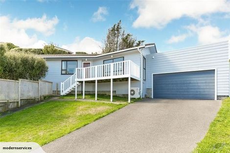 Photo of property in 11 Tortola Crescent, Grenada Village, Wellington, 6037