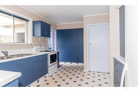 Photo of property in 1 Dixon Street, Waimate, 7924