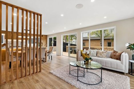 Photo of property in 1/58 Matipo Road, Mairangi Bay, Auckland, 0630