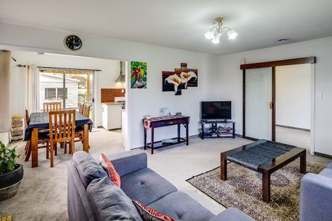 Photo of property in 15 Trinity Crescent, Pirimai, Napier, 4112