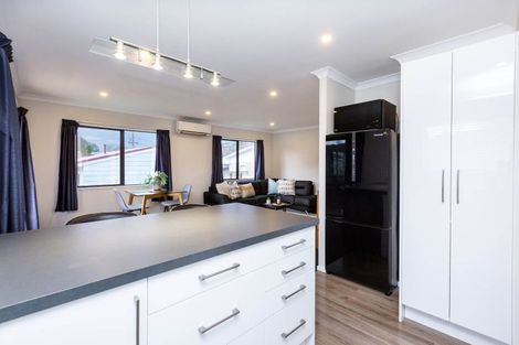 Photo of property in 12b Gloucester Street, Silverstream, Upper Hutt, 5019