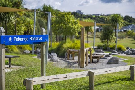 Photo of property in 38 Pakanga Grove, Pyes Pa, Tauranga, 3112