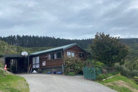 Photo of property in 52b Westhaven Drive, Tawa, Wellington, 5028