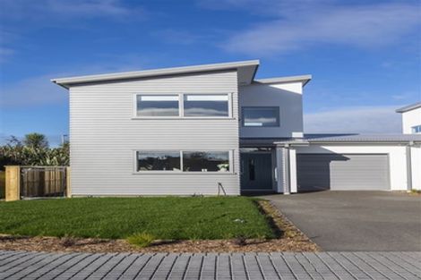 Photo of property in 15 Kakapo Lane, Redwood, Christchurch, 8051