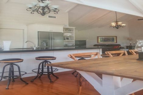 Photo of property in 11 Homestead Lane, Fitzherbert, Palmerston North, 4471