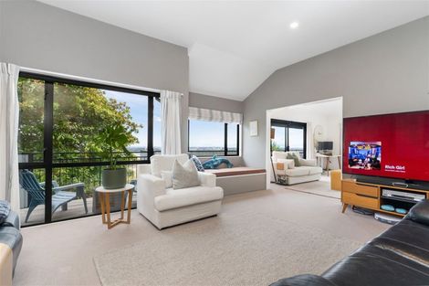 Photo of property in 106 Cannon Hill Crescent, Mount Pleasant, Christchurch, 8081