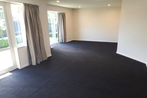 Photo of property in 10 Parade Court, Addington, Christchurch, 8024
