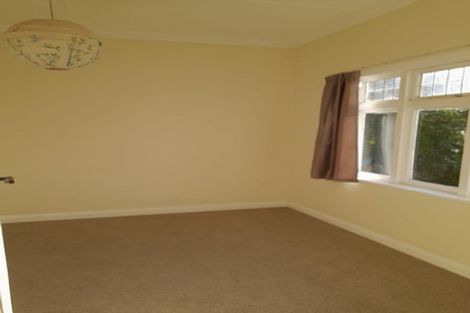 Photo of property in 27 Beauchamp Street, Karori, Wellington, 6012