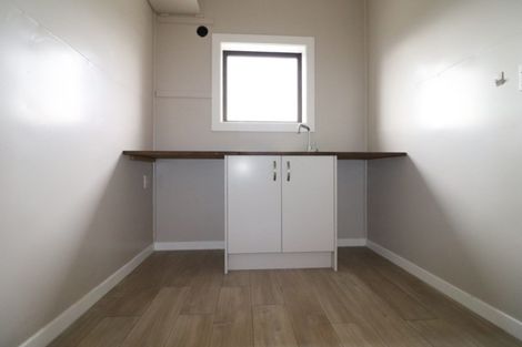 Photo of property in 2 Thistle Street, Gore, 9710