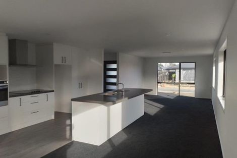 Photo of property in 8 Thomas Ellis Lane, Halswell, Christchurch, 8025