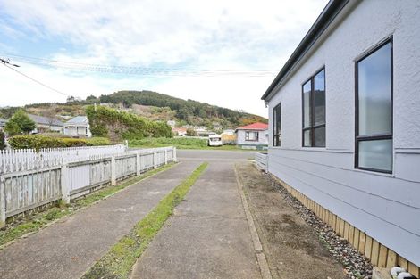 Photo of property in 21 Spencer Street, Bluff, 9814