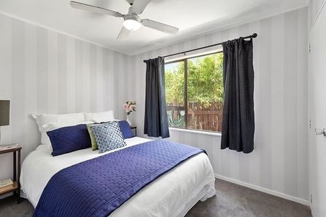 Photo of property in 26 Tobago Crescent, Grenada North, Wellington, 5028