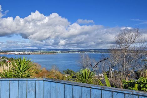 Photo of property in 70 Reotahi Road, Whangarei Heads, Whangarei, 0174