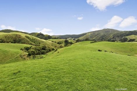 Photo of property in 435 Makara Road, Makara, Karori, 6972