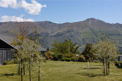 Photo of property in 38 Ridgecrest, Wanaka, 9305