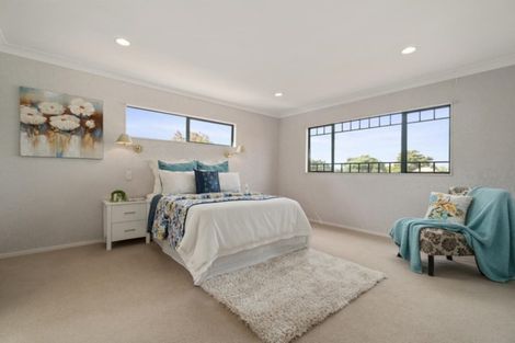 Photo of property in 30 Millstream Drive, Henderson, Auckland, 0610