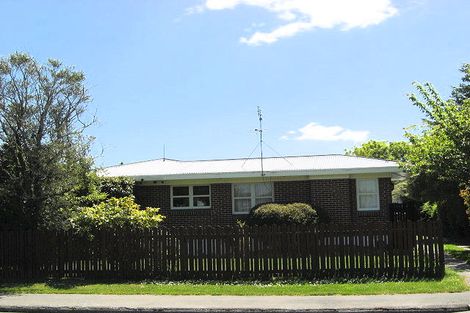 Photo of property in 5 Braithwaite Street, Ilam, Christchurch, 8041
