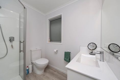 Photo of property in 198 Seaview Road, Westown, New Plymouth, 4310