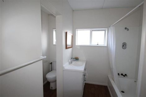 Photo of property in 48 Oxford Street, South Dunedin, Dunedin, 9012