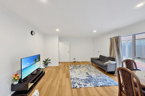 Photo of property in 30b Hooker Avenue, Bryndwr, Christchurch, 8053