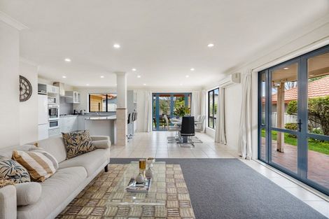 Photo of property in 30 Russell Robertson Drive, Havelock North, 4130