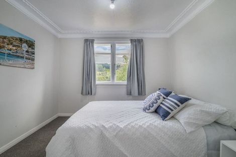 Photo of property in 489 Kaikorai Valley Road, Bradford, Dunedin, 9011