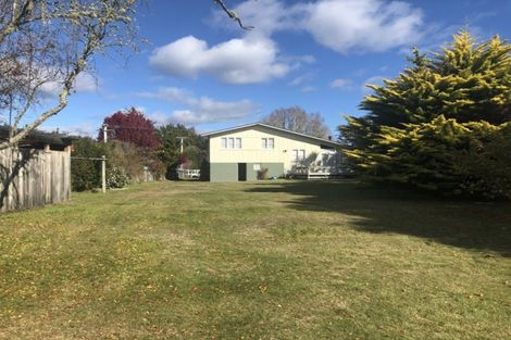 Photo of property in 28 Oruatua Avenue, Tauranga Taupo, Turangi, 3382