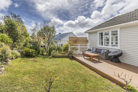 Photo of property in 9 Stephen Street, Johnsonville, Wellington, 6037