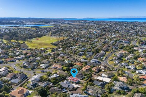 Photo of property in 29 Tenbless Court, Unsworth Heights, Auckland, 0632