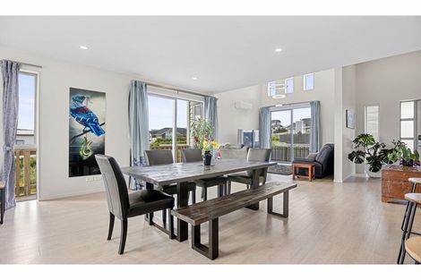 Photo of property in 33 Takurua Terrace, Orewa, 0931
