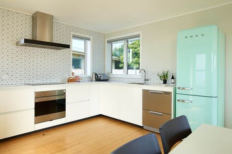 Photo of property in 21 Crane Street, Mount Maunganui, 3116