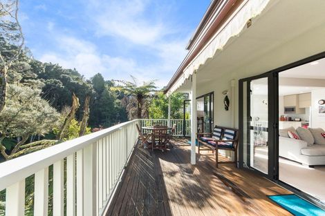 Photo of property in 2/12 Herons Way, Northcote, Auckland, 0627
