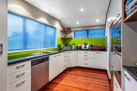 Photo of property in 1/6 Mana Esplanade, Paremata, Porirua, 5026