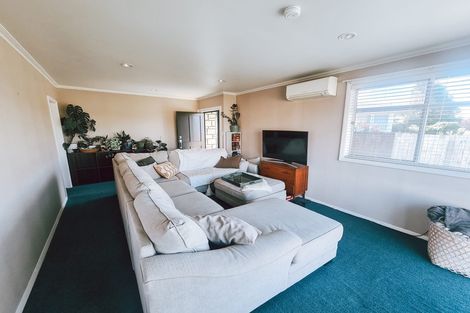 Photo of property in 59 Sandwich Road, St Andrews, Hamilton, 3200