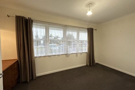 Photo of property in 17 Bleakhouse Road, Howick, Auckland, 2014