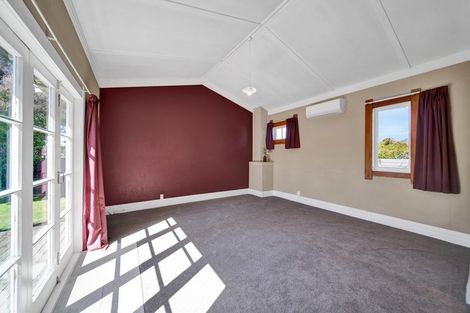 Photo of property in 2 Galt Street, Hawera, 4610